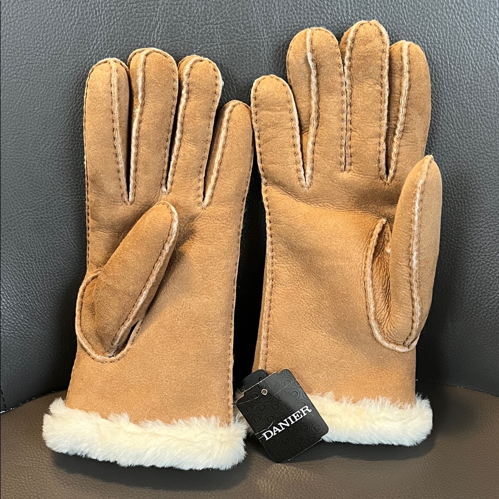 Danier Brown Shearling Gloves with White Trim